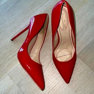 Brand new red pumps